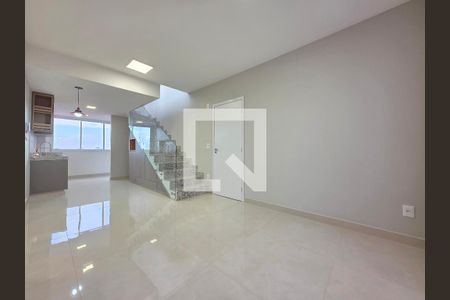 Sala  de apartamento para alugar com 2 quartos, 128m² em Santa Efigênia, Belo Horizonte