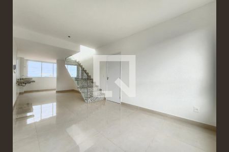 Sala de apartamento à venda com 2 quartos, 128m² em Santa Efigênia, Belo Horizonte