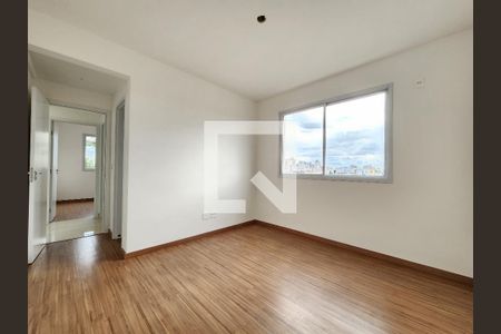 Suíte de apartamento à venda com 2 quartos, 128m² em Santa Efigênia, Belo Horizonte