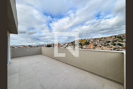 Cobertura de apartamento à venda com 2 quartos, 132m² em Santa Efigênia, Belo Horizonte