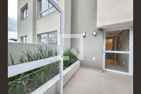 Entrada de apartamento à venda com 2 quartos, 132m² em Santa Efigênia, Belo Horizonte