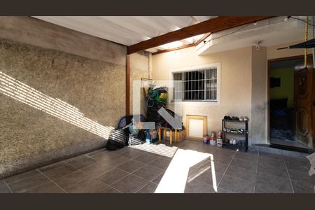 Garagem de casa à venda com 2 quartos, 535m² em Vila Uniao (zona Leste), São Paulo
