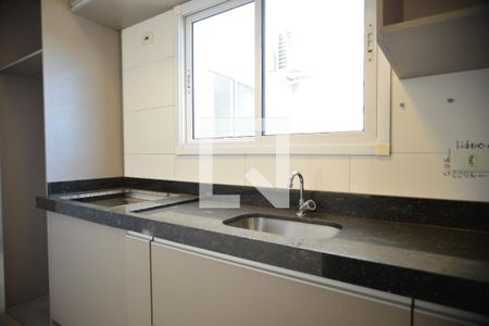 Cozinha de apartamento à venda com 2 quartos, 80m² em Vila Linda, Santo André