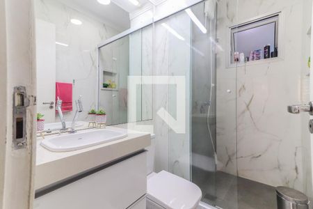Banheiro de apartamento à venda com 3 quartos, 63m² em Vila Lageado, São Paulo