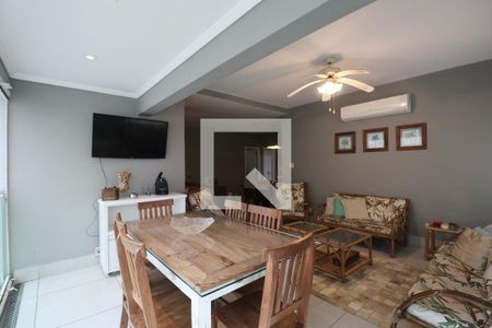 Sala de apartamento para alugar com 4 quartos, 250m² em Vila Luis Antonio, Guarujá