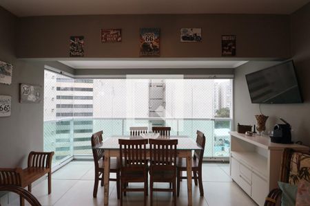 Sala de apartamento para alugar com 4 quartos, 250m² em Vila Luis Antonio, Guarujá