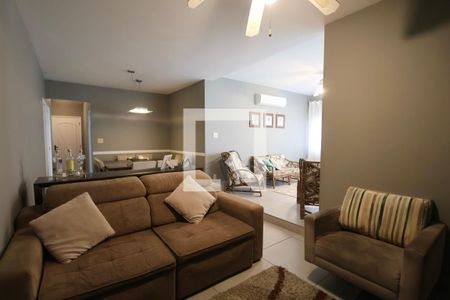 Sala de apartamento para alugar com 4 quartos, 250m² em Vila Luis Antonio, Guarujá