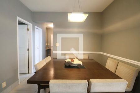 Sala de apartamento para alugar com 4 quartos, 250m² em Vila Luis Antonio, Guarujá