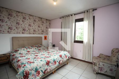 Suíte de casa à venda com 4 quartos, 212m² em Jardim do Salso, Porto Alegre