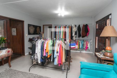 Edícula de casa à venda com 4 quartos, 212m² em Jardim do Salso, Porto Alegre