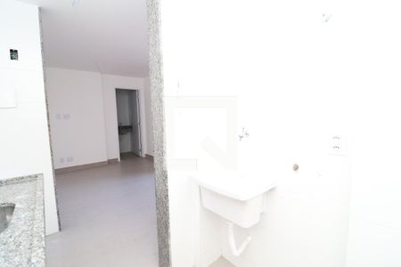 Cozinha e Área de Serviço de apartamento à venda com 1 quarto, 35m² em Jardim Guanabara, Rio de Janeiro