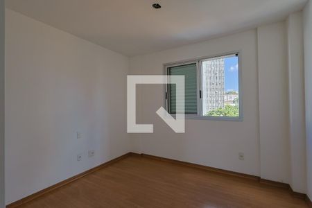 Quarto  de apartamento à venda com 2 quartos, 76m² em Santo Antônio, Belo Horizonte