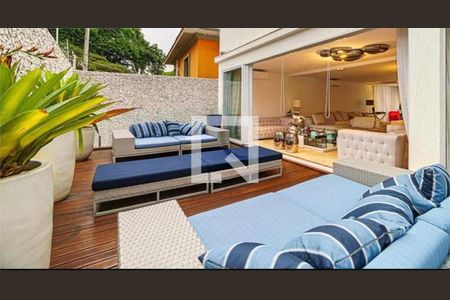 Casa à venda com 3 quartos, 570m² em Pacaembu, São Paulo