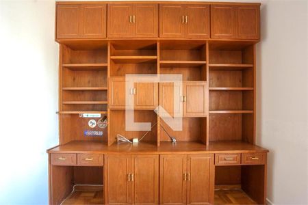 Apartamento à venda com 3 quartos, 130m² em Santa Cecilia, São Paulo