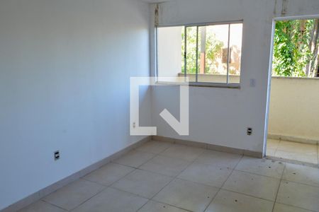 Sala de apartamento para alugar com 2 quartos, 53m² em Taquara, Rio de Janeiro