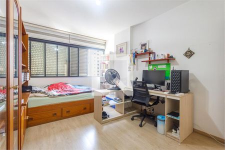 Apartamento à venda com 3 quartos, 176m² em Santa Cecilia, São Paulo