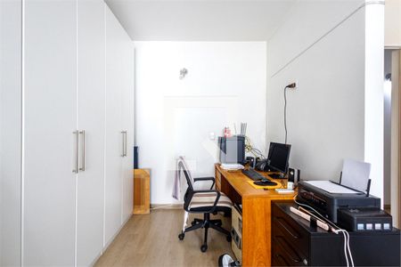 Apartamento à venda com 3 quartos, 176m² em Santa Cecilia, São Paulo
