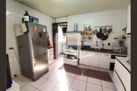 Apartamento à venda com 3 quartos, 122m² em Vila Buarque, São Paulo