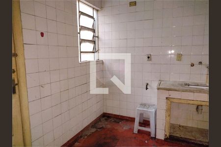 Casa à venda com 5 quartos, 186m² em Pinheiros, São Paulo