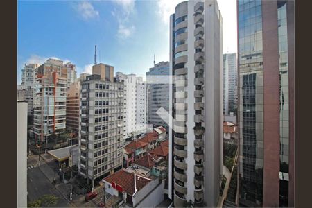 Apartamento à venda com 3 quartos, 136m² em Cerqueira César, São Paulo