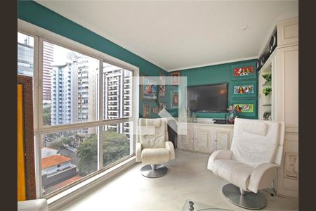 Apartamento à venda com 3 quartos, 136m² em Cerqueira César, São Paulo