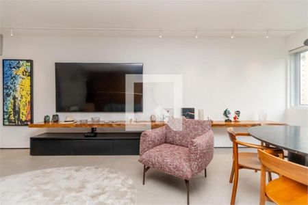 Apartamento à venda com 1 quarto, 89m² em Vila Nova Conceição, São Paulo