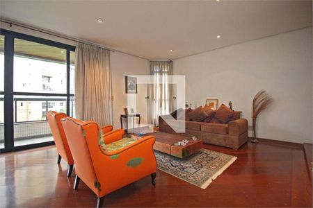 Apartamento à venda com 3 quartos, 160m² em Vila Suzana, São Paulo