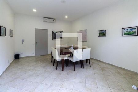 Apartamento à venda com 2 quartos, 70m² em Cerqueira César, São Paulo