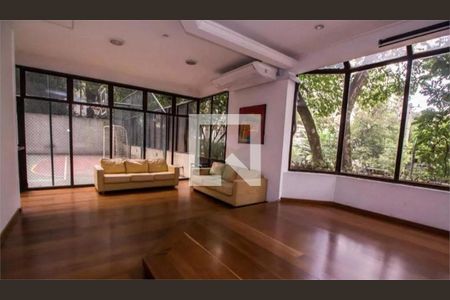 Apartamento à venda com 2 quartos, 70m² em Cerqueira César, São Paulo