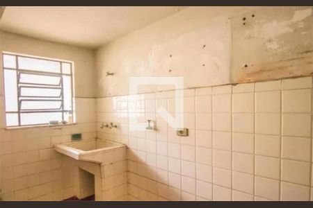 Casa à venda com 5 quartos, 163m² em Bosque da Saúde, São Paulo