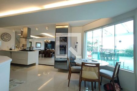 Casa à venda com 4 quartos, 298m² em Anil, Rio de Janeiro