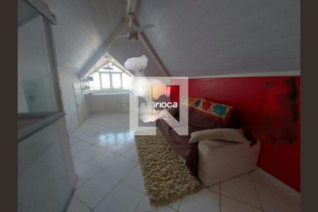 Casa à venda com 4 quartos, 162m² em Vargem Pequena, Rio de Janeiro