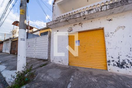 Fachada de casa para alugar com 3 quartos, 463m² em Parque Boturussu, São Paulo