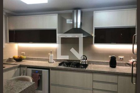 Cozinha de casa à venda com 3 quartos, 210m² em Vila Nivi, São Paulo