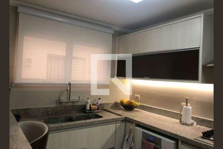 Cozinha de casa à venda com 3 quartos, 210m² em Vila Nivi, São Paulo