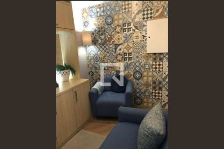 Quarto de casa à venda com 3 quartos, 210m² em Vila Nivi, São Paulo
