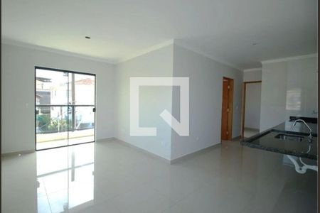 Sala de casa à venda com 3 quartos, 200m² em Vila Nivi, São Paulo