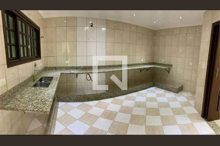 Cozinha de casa à venda com 3 quartos, 200m² em Vila Nivi, São Paulo