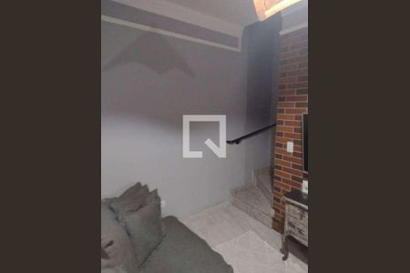 Casa à venda com 2 quartos, 130m² em Vila Nivi, São Paulo