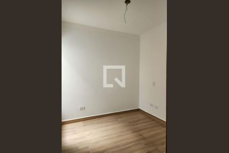 Quarto de casa à venda com 2 quartos, 220m² em Vila Nivi, São Paulo