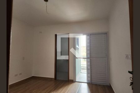 Quarto de casa à venda com 2 quartos, 220m² em Vila Nivi, São Paulo