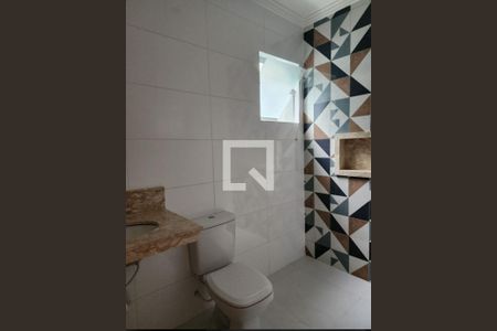 Casa à venda com 2 quartos, 220m² em Vila Nivi, São Paulo