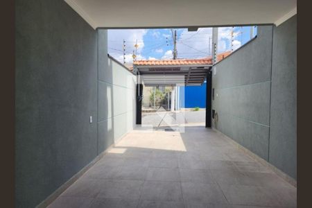 Casa à venda com 2 quartos, 220m² em Vila Nivi, São Paulo