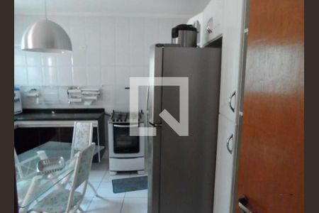 Casa à venda com 300m², 3 quartos e 4 vagasCozinha