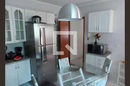 Casa à venda com 300m², 3 quartos e 4 vagasCozinha