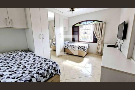 Quarto de casa à venda com 3 quartos, 200m² em Vila Nivi, São Paulo