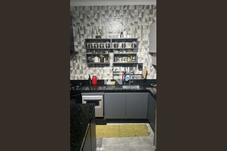 Cozinha de casa à venda com 2 quartos, 250m² em Vila Nivi, São Paulo