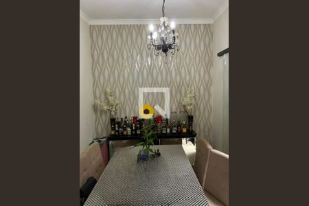 Casa à venda com 2 quartos, 250m² em Vila Nivi, São Paulo