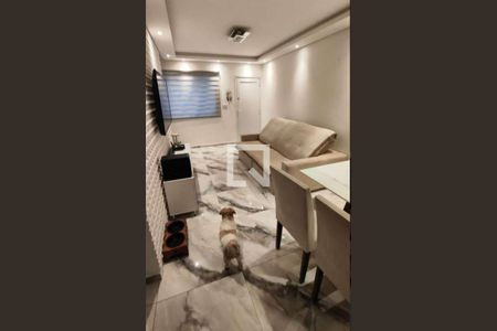 Sala de casa à venda com 2 quartos, 250m² em Vila Nivi, São Paulo