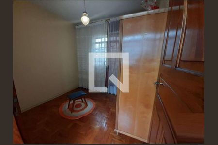 Quarto de casa à venda com 4 quartos, 250m² em Vila Nivi, São Paulo